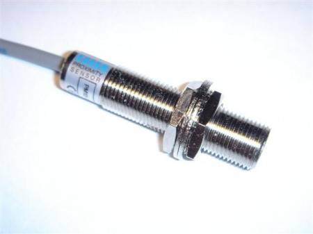 Czujnik indukcyjny PM12-02P